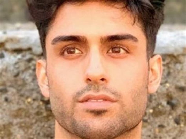 
Rohan Hingorani Height, Weight, Net Worth, Age, Birthday, Wikipedia, Who, Nationality, Biography 